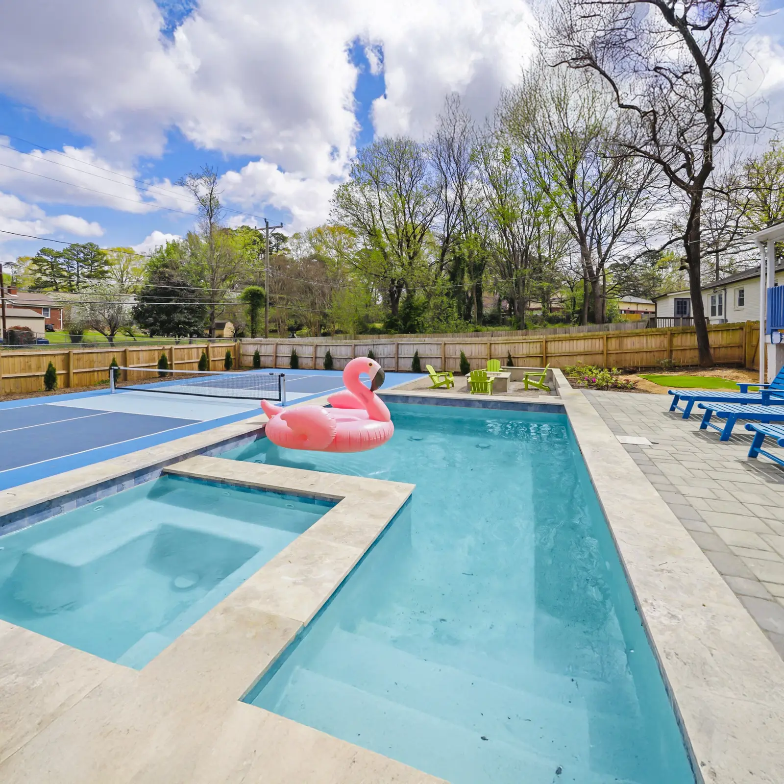 Gunite pool and spa in Plaza Shamrock, NC, view 6
